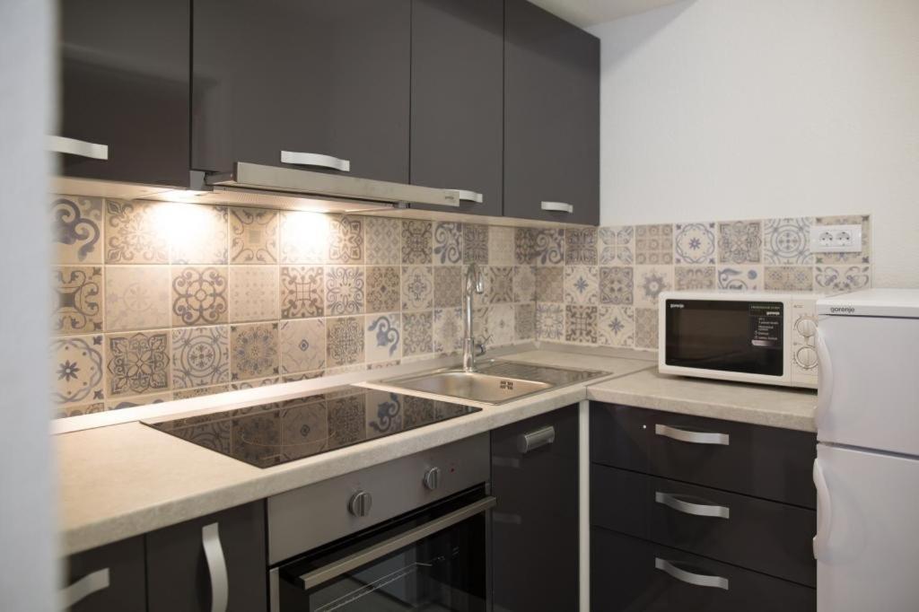 Serious Job Apartment ドゥブロブニク エクステリア 写真