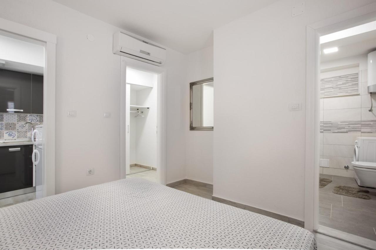 Serious Job Apartment ドゥブロブニク エクステリア 写真