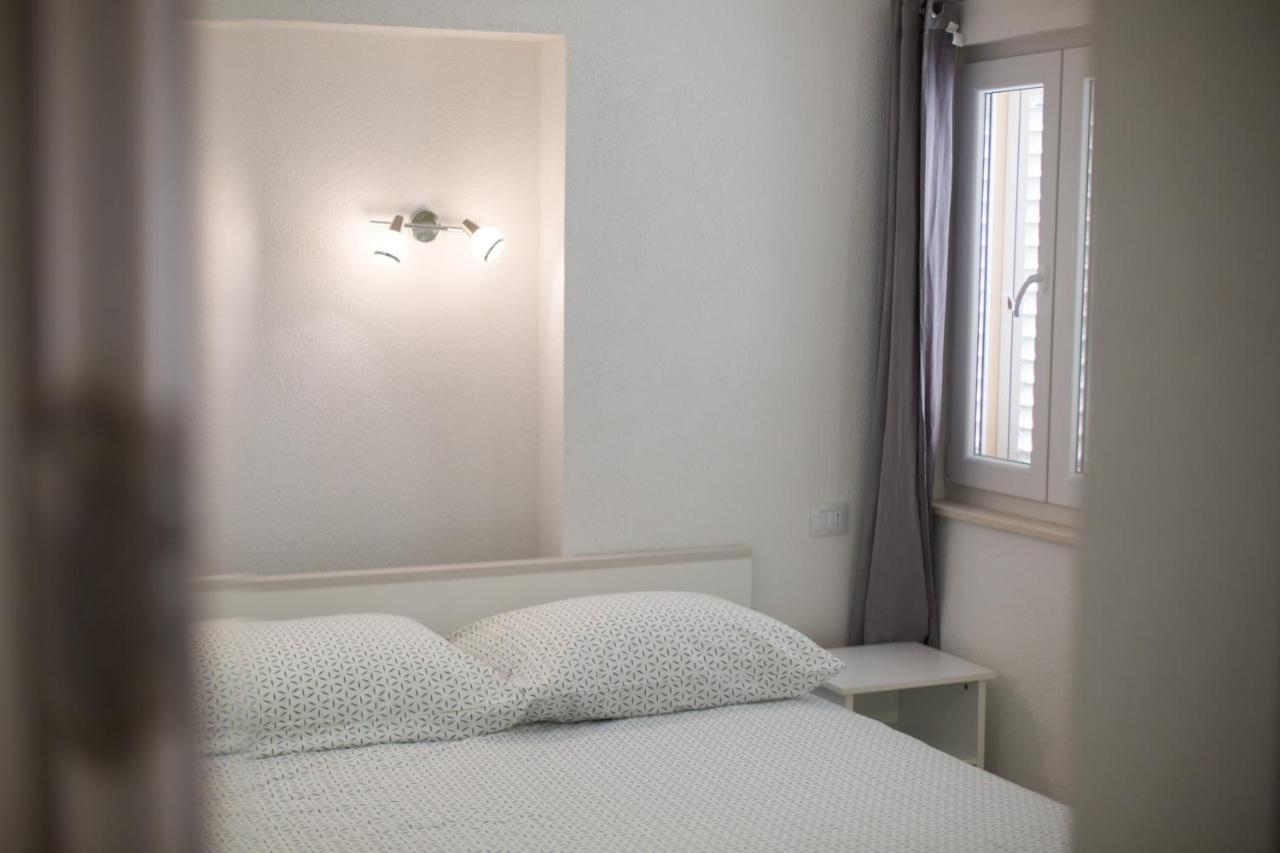 Serious Job Apartment ドゥブロブニク エクステリア 写真